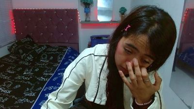 sofiacumgirl live cam on Cam4