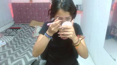 sofiacumgirl live cam on Cam4