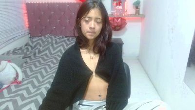 sofiacumgirl live cam on Cam4