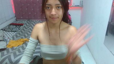 sofiacumgirl live cam on Cam4