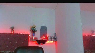 sofiacumgirl live cam on Cam4