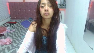 sofiacumgirl live cam on Cam4