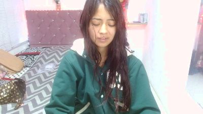 sofiacumgirl live cam on Cam4