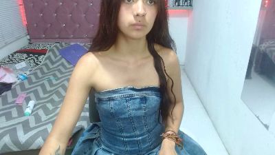 sofiacumgirl live cam on Cam4