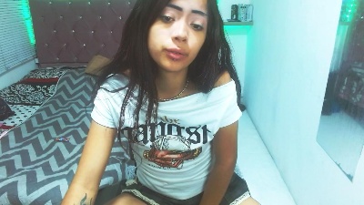 sofiacumgirl live cam on Cam4