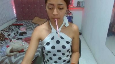 sofiacumgirl live cam on Cam4