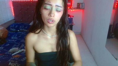 sofiacumgirl live cam on Cam4