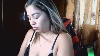 sofialame live cam on Cam4