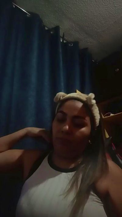 sofialame live cam on Cam4