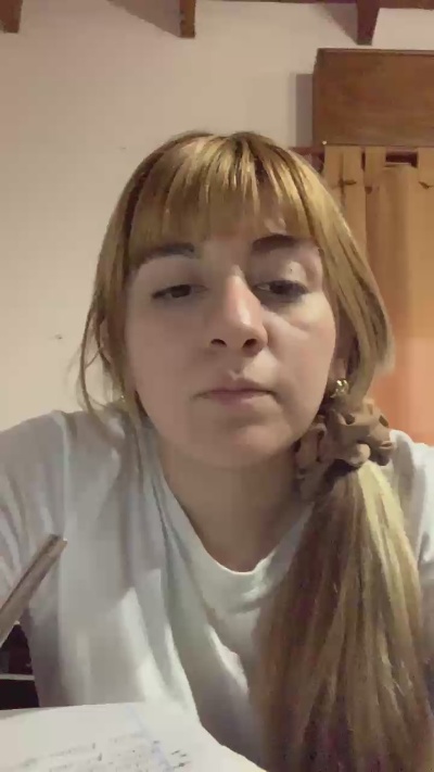 sofiam live cam on Cam4
