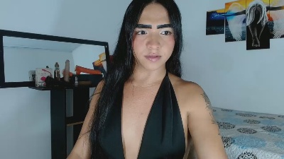 sofiaxdollxxx live cam on Cam4