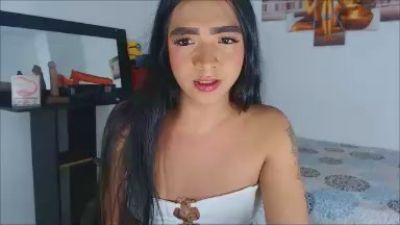 sofiaxdollxxx live cam on Cam4