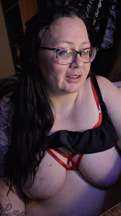 sologirl81 live cam on Cam4