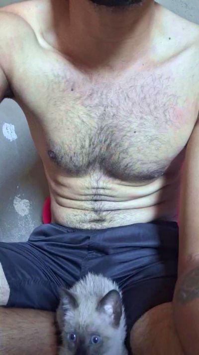 solteiro72 live cam on Cam4