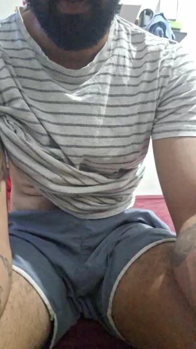 solteiro72 live cam on Cam4