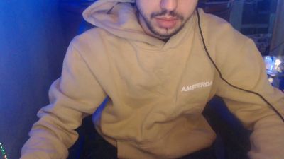 solteiroz live cam on Cam4