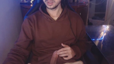 solteiroz live cam on Cam4
