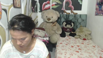 solyluna20222 live cam on Cam4