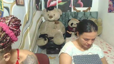 solyluna20222 live cam on Cam4