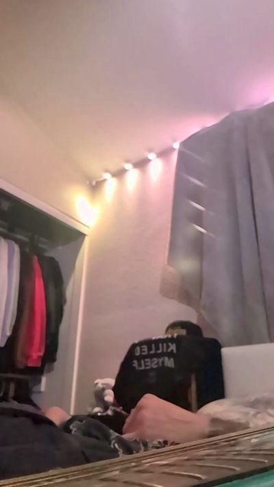somesmokerocks live cam on Cam4