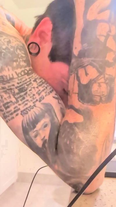 somesmokerocks live cam on Cam4