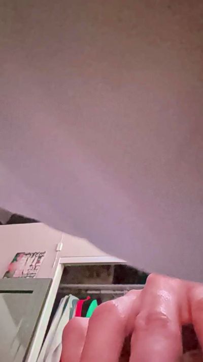 somesmokerocks live cam on Cam4