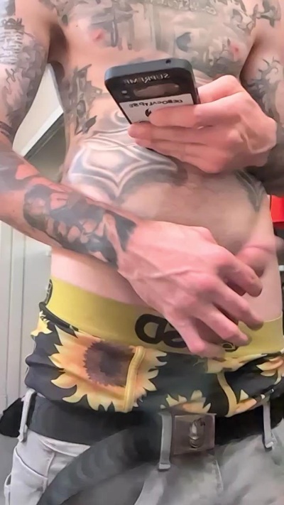 somesmokerocks live cam on Cam4