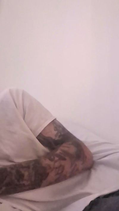somesmokerocks live cam on Cam4