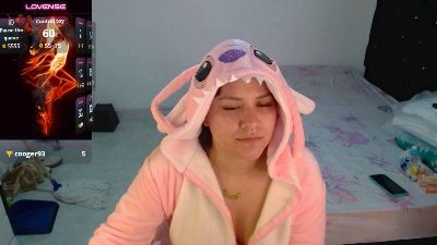 soniaplayboobs live cam on Cam4