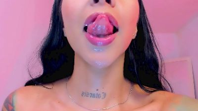 sophierooy2 live cam on Cam4