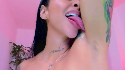 sophierooy2 live cam on Cam4
