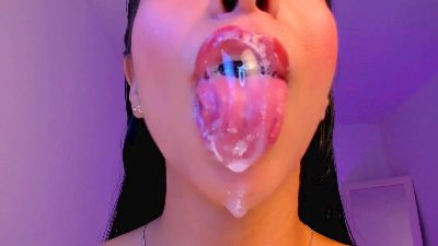 sophierooy2 live cam on Cam4