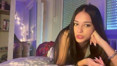 sophiesweetside live cam on Cam4