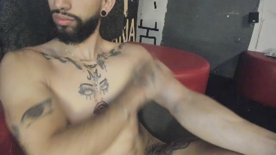 sophiethemax live cam on Cam4