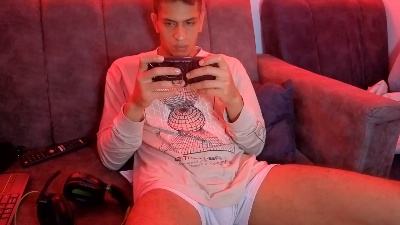sornero7771 live cam on Cam4