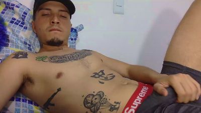 soyel_firma live cam on Cam4