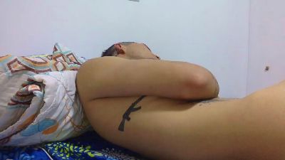 soyel_firma live cam on Cam4