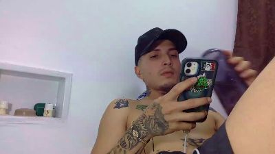 soyel_firma live cam on Cam4