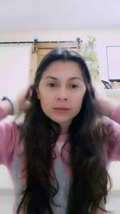 soymariposa20 live cam on Cam4