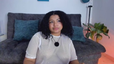 soynereaa live cam on Cam4