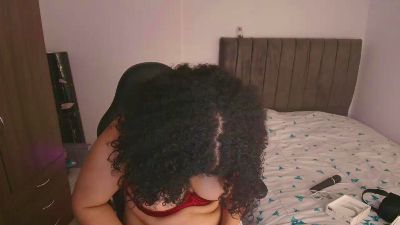 soynereaa live cam on Cam4