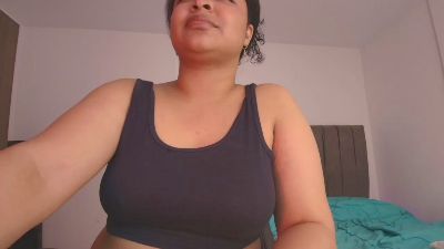 soynereaa live cam on Cam4