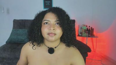 soynereaa live cam on Cam4