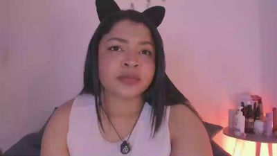 soynereaa live cam on Cam4