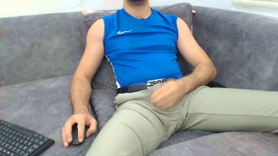 speedboyy2 live cam on Cam4