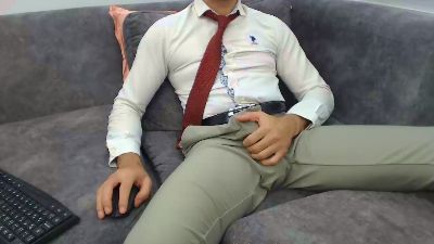 speedboyy2 live cam on Cam4
