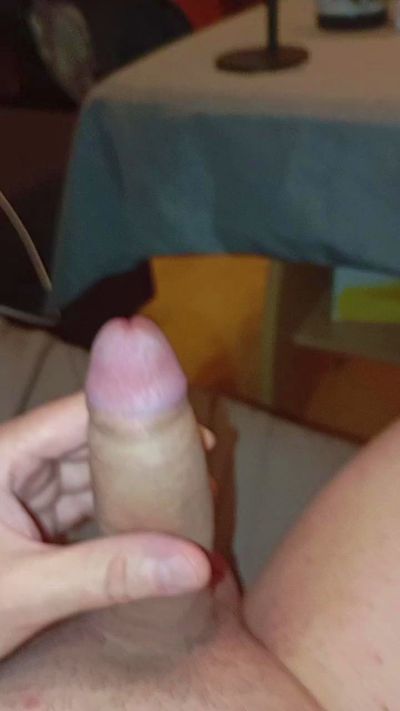 spermaboy85_hot live cam on Cam4