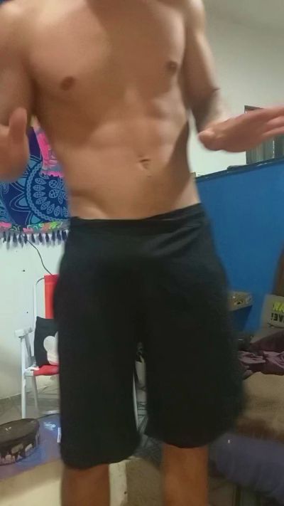 srbq_hot live cam on Cam4