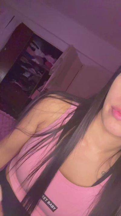 srtamaag live cam on Cam4