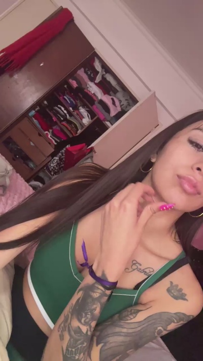 srtamaag live cam on Cam4